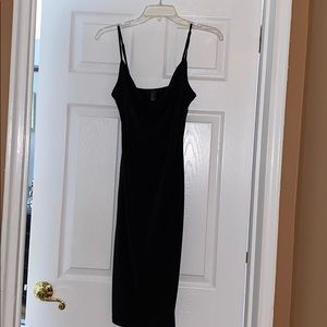 FOREVER 21 little black dress!!